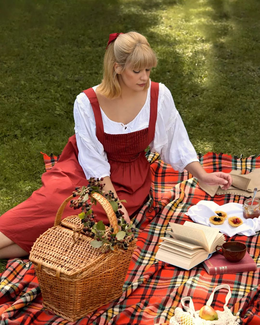 Fall Picnic Outfit Ideas